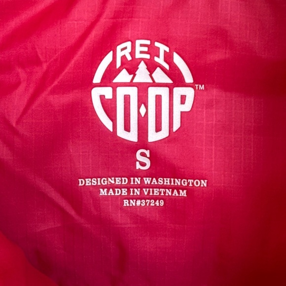 REI Co-op Pink Lightweight Down Puffer Vest
Size Small - Picture 2 of 12